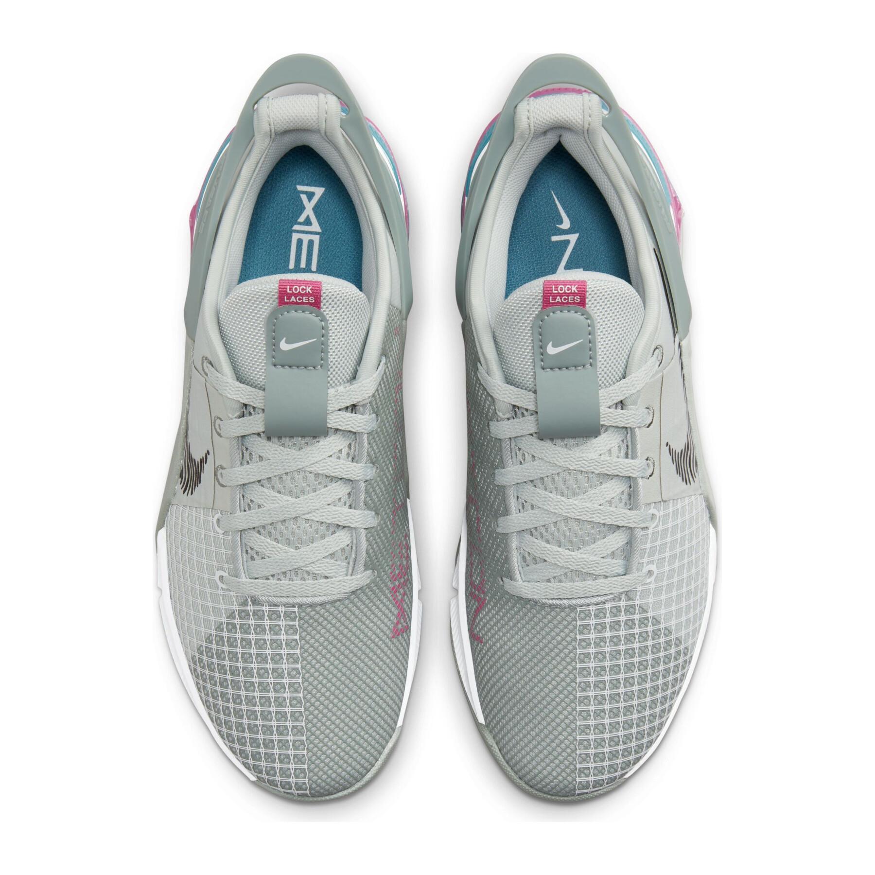 Chaussures de cross training femme Nike Metcon 8 FlyEase
