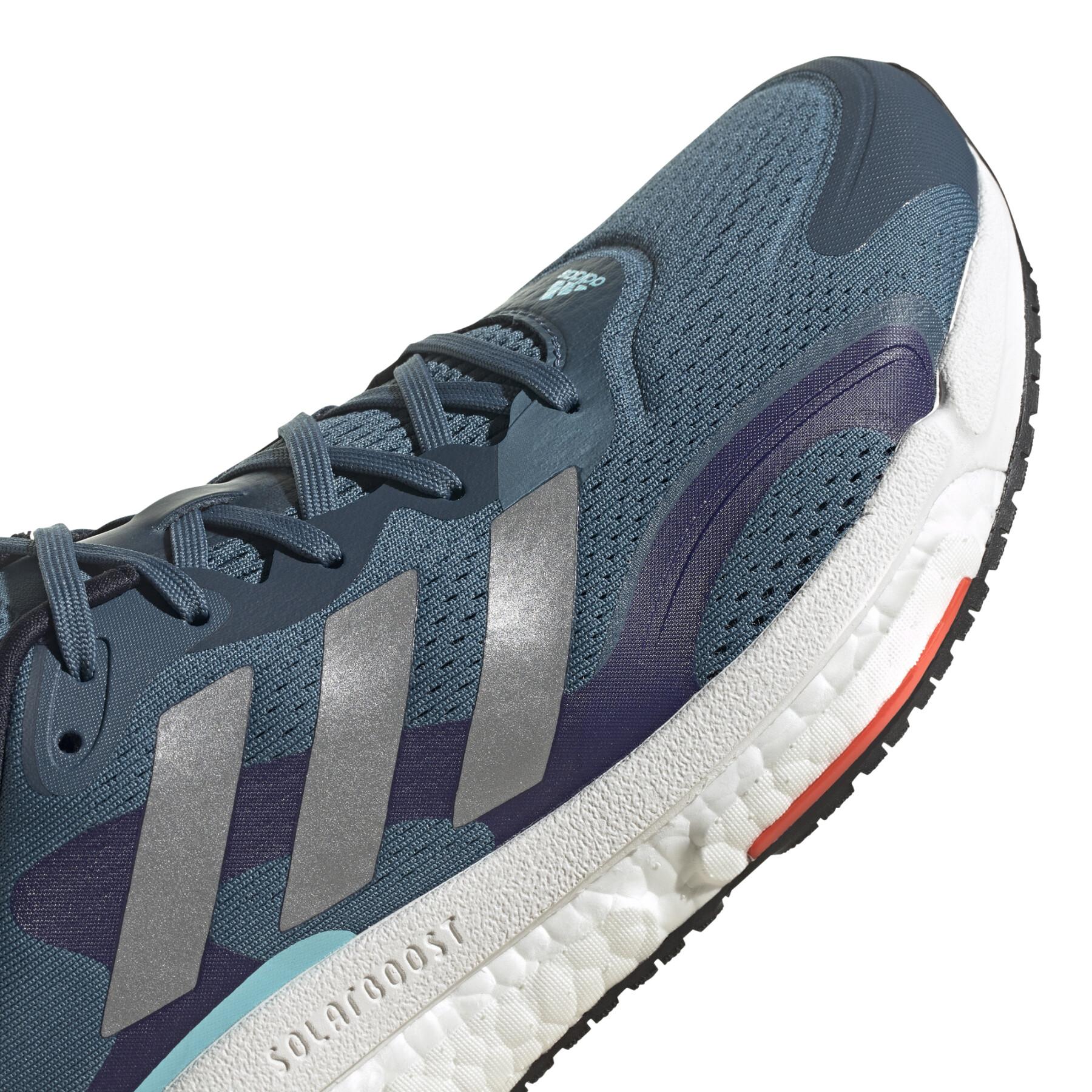 Chaussures de running adidas SolarBoost 3